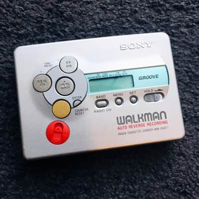 SONY WM-GX677 Walkman Cassette Player, Excellent Silver ! Working ! image 2
