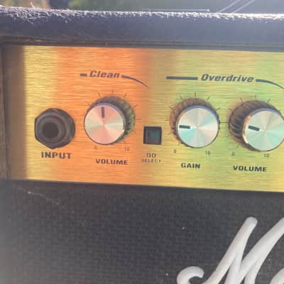 Marshall MG15 CDR 2010 image 3