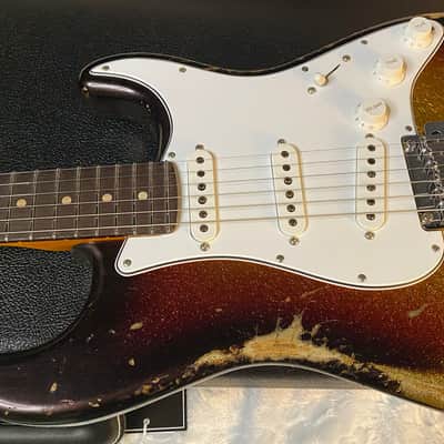 NEW! Fender Custom Shop Custom Deluxe Stratocaster Heavy Relic - Ash Body - 3-Tone Sunburst Sparkle - Matching Peg Head - Authorized Dealer - 7.9 lbs - G05871 image 9
