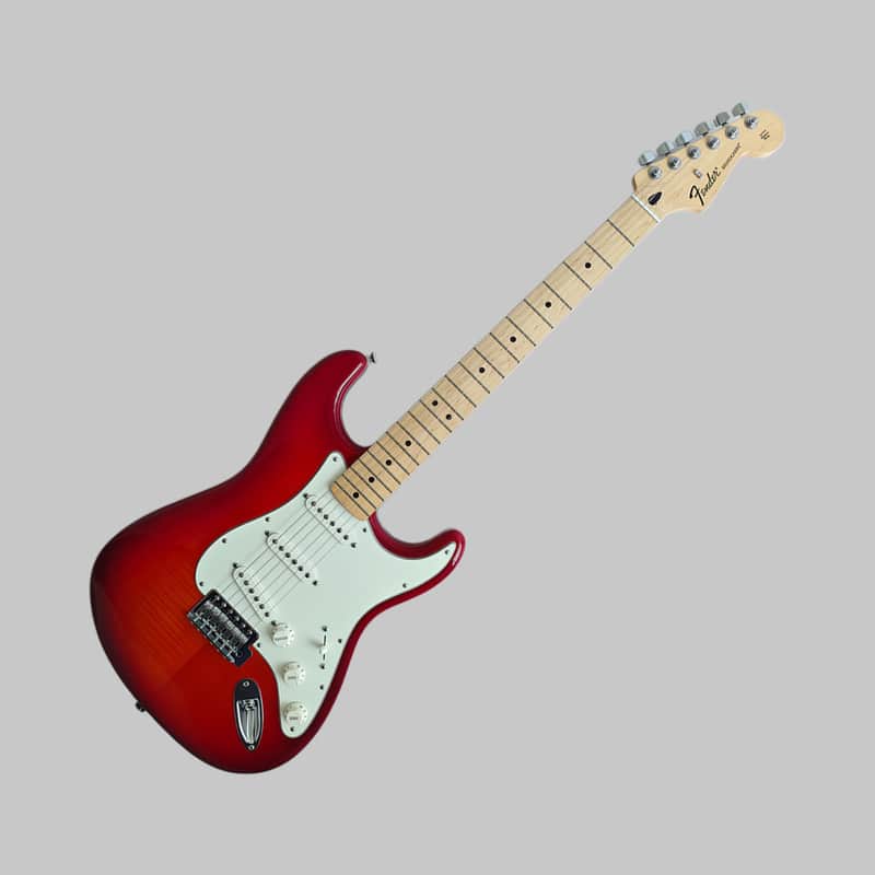 Fender Standard Stratocaster Plus Top with Maple Fretboard - 2015 - Cherry Burst
