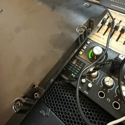 Avid Artist Mix 2010s - Black image 6