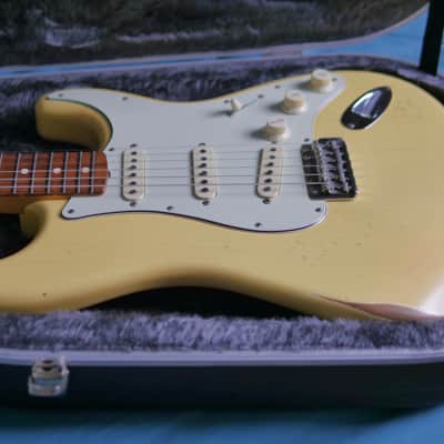 Fender CME Exclusive Road Worn 1960s Stratocaster 2020 - Vintage white image 14