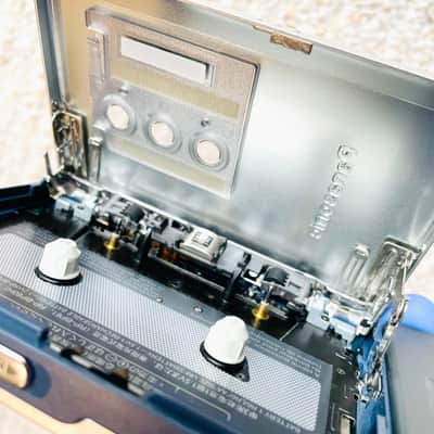 [RARE] PANASONIC SX75 Walkman Cassette Player, EX Silver ! Running ! image 6