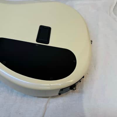 Carvin LB76 LB-76 6-string Bass with Case - s/n 43381 - Pearloid White image 21