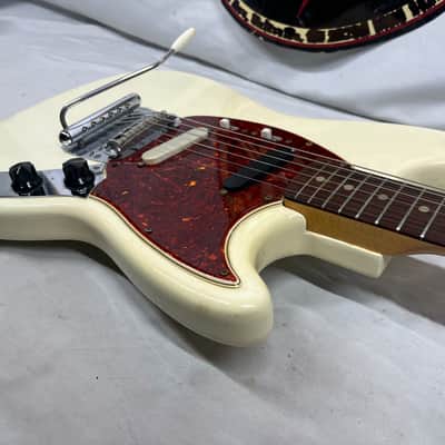 Fender Mustang 1967 Electric Guitar - Non-Original Neck Pickup image 16
