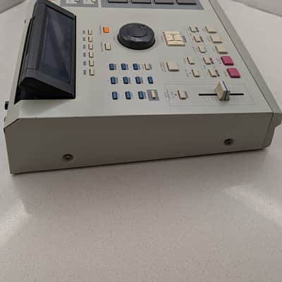 AKAI MPC2000XL w/ 32MB of RAM, CF Reader, Blue Screen, Newer Pad Sensors image 9