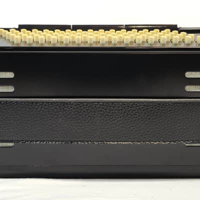 Hohner Bravo III Chromatic 80 Bass Piano Accordion, Black, W/ Bag & Straps image 7