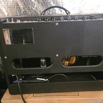 Fender Hot Rod Deluxe III 3-Channel 40-Watt 1x12" Guitar Combo Black image 3