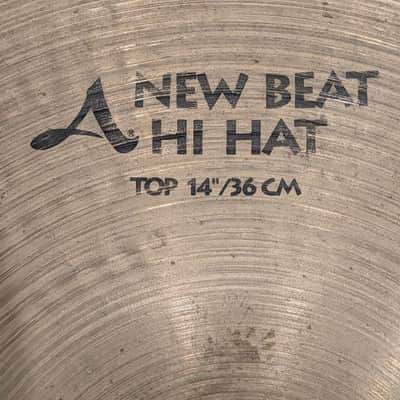 Zildjian 14" A Series New Beat Hi-Hat Cymbals (Pair) 1982 - 2012 - Traditional image 3