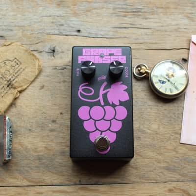 AGUILAR "Grape Phaser" image 1