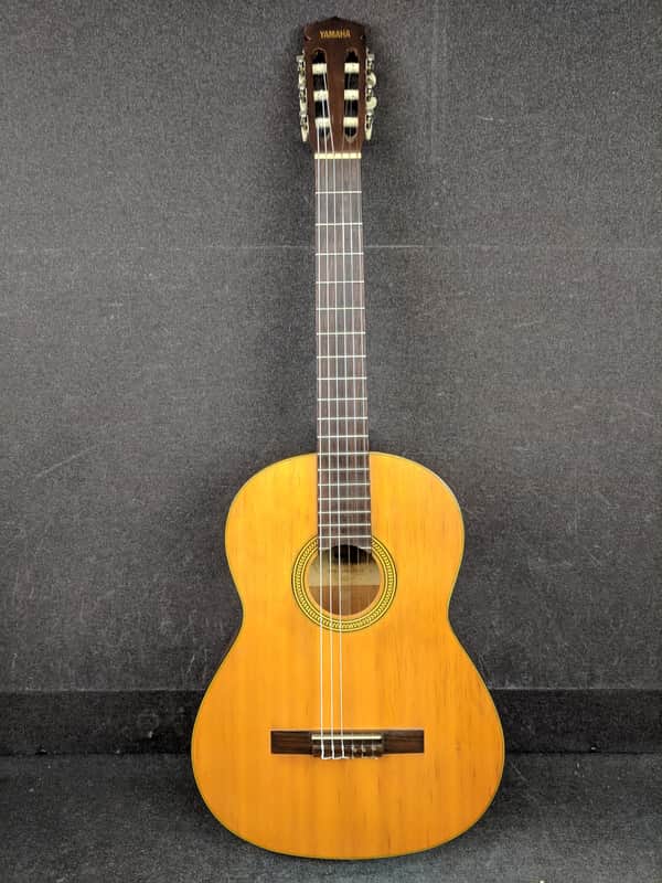 Vintage Yamaha G-100 Nylon String Classical Acoustic Guitar Made