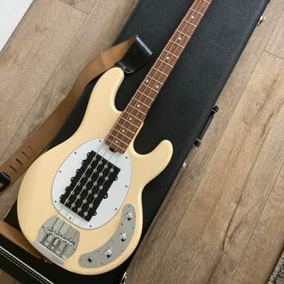 Sterling by musicman StingRay 2022 White image 1