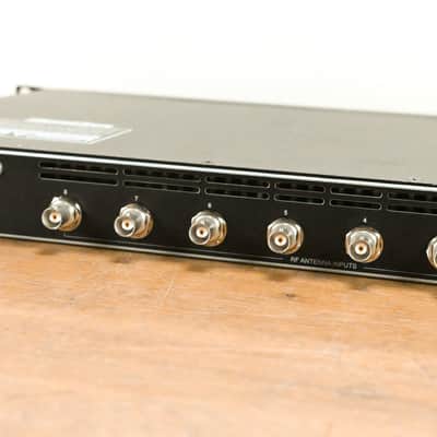 Shure PA821A Antenna Combiner for PSM Wireless Systems  - 470-952 MHz CG0106C image 8