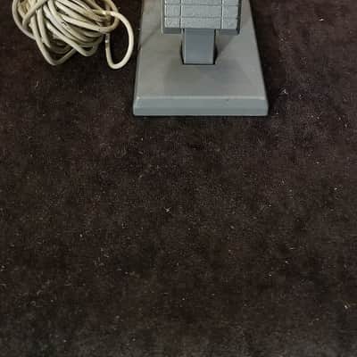 Olson M-201 Dynamic Cardoid Microphone   Grey image 1