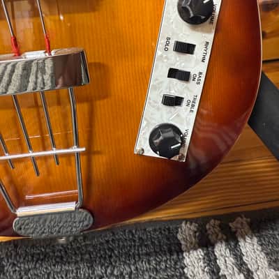Hofner Ignition Series Violin Bass 2011 - 2019 - Sunburst image 7