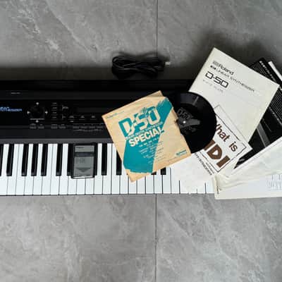 Roland D-50 61-Key Linear Arithmetic Synthesizer (1987)