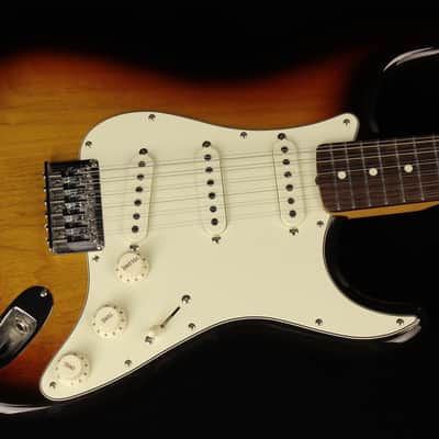 Fender Made in Japan Traditional Stratocaster XII - 3CS (#737) image 3
