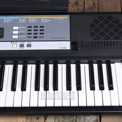 Yamaha YPT 240 Portable 61 Key Digital Keyboard with Power Supply and Manual image 5