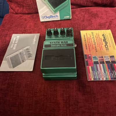 (Boxed) DigiTech X-Series Bass Synth Wah Envelope Filter 2010s - Green image 1
