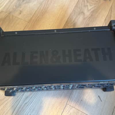 Allen & Heath AB-168 16-Channel Portable AudioRack Stage Box 2014 - Present - Black image 2