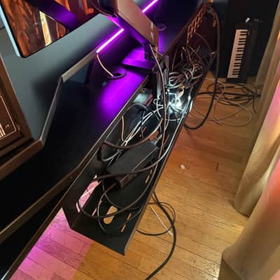 studio desk Dominator Series Workstation 2020's - Black High Gloss image 5