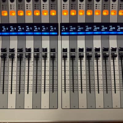 Yamaha TF5 48 Input Digital Mixing Console image 4