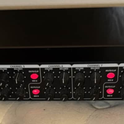 Samson SM10 10 channel line mixer 2019 image 4