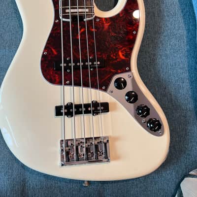 Fender Elite Jazz Bass 5 2018 image 2