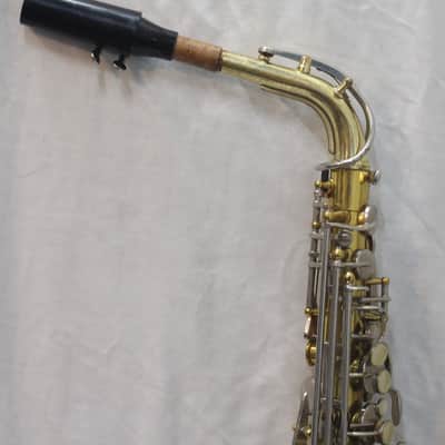 Conn 20M Alto Saxophone w/Case - Brass image 7