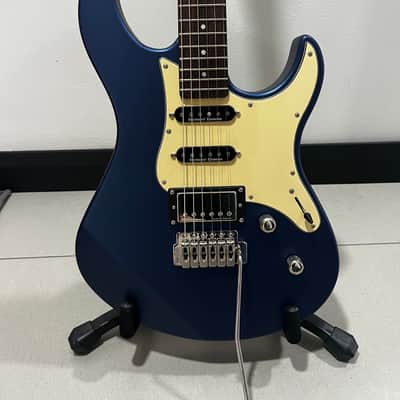 Yamaha PAC612VIIX Pacifica with Rosewood Fretboard 2021 - Present - Matte Silk Blue image 2