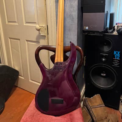 Dean Edge 5 string bass guitar - Purple image 16