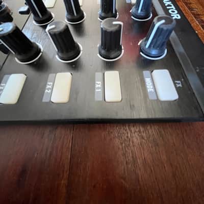 Native Instruments Traktor Kontrol X1 mk2 image 3