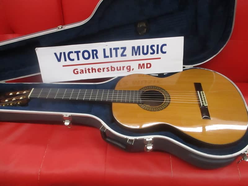 Cordoba 50 R Classical Guitar w/ Humicase Solid cedar Top made in Spain! image 1