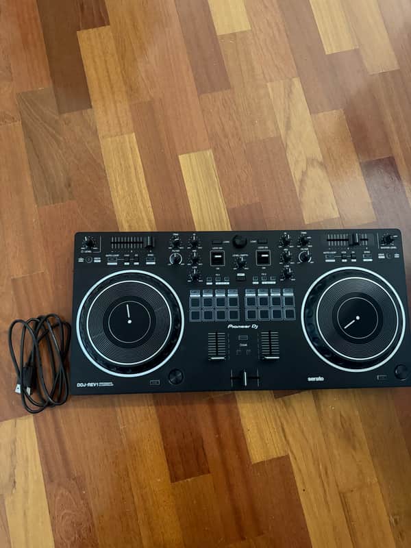 Pioneer DDJ-REV1 2-Channel DJ Controller