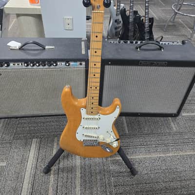 Fender Stratocaster 1974 - Natural W/ Case - Free shipping image 1