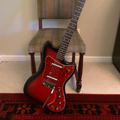 Silvertone 1452 Hornet 1960s redburst image 1