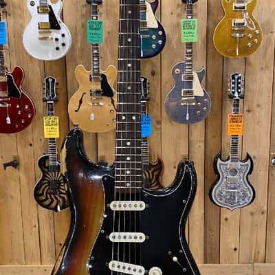 Fender Stratocaster 3-Color Sunburst 1975 Ex Demo image 1
