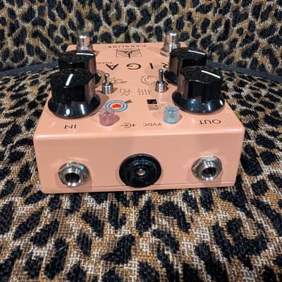 Caroline Guitar Company Arigato Phaser / Vibrato 2022 - Present - Peach image 4
