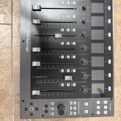 Solid State Logic SSL UF8 DAW Controller 2021 - Present - Black image 1