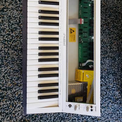 Waldorf kb37 37-Key Eurorack Keyboard Synthesizer 2016 - Present - White image 1