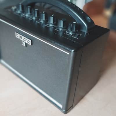Boss Boss Katana Mini Electric Guitar Amplifier image 5