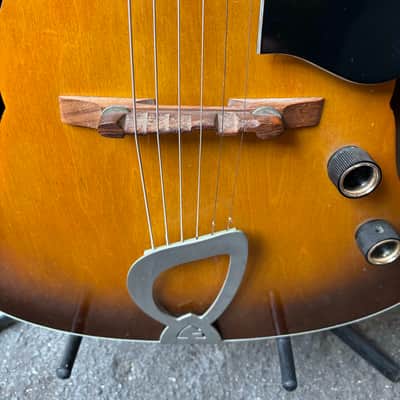 Guild CE-100 Capri with P90s 1958 - Sunburst image 21