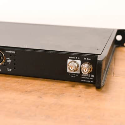Shure UR4S+ Wireless Receiver with one UR2/SM58 Handheld Mic - G1 Band CG01Z1M image 16