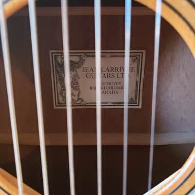 Rare and Original Laravee OM-03 Canadien image 13