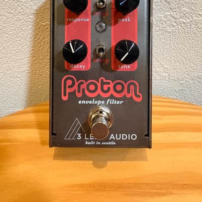 ベース 3 Leaf Audio PROTON MK4 3Leaf Audio Proton MK4 | Reverb