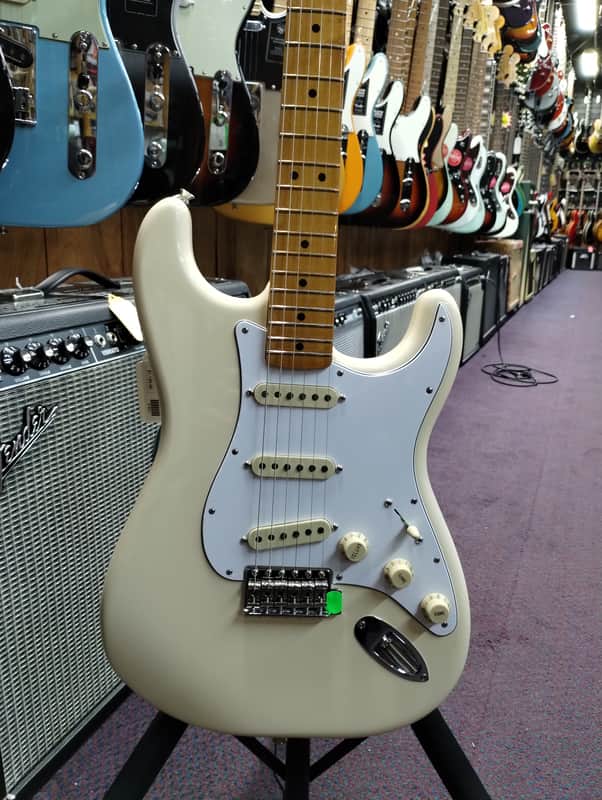 Fender Jimi Hendrix Artist Series Signature Stratocaster  Olympic White image 1