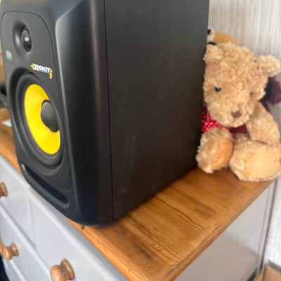 KRK RP-6 Rokit G3 2-Way 6" Active Studio Monitors (Pair) 2014 - 2018 - Black image 4