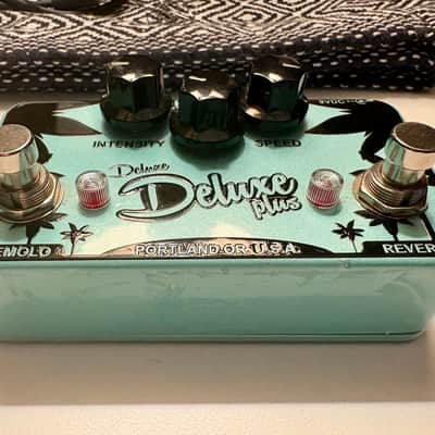 Mr. Black Deluxe DeluxePlus 2017 - Present - Teal / Black image 3