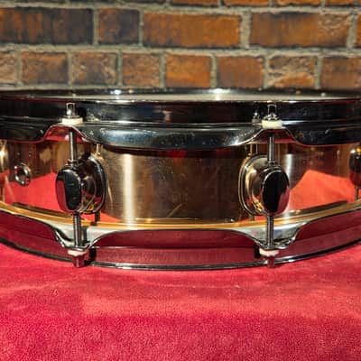 Mapex 3.6x14" Black Panther Medallion Phosphor Bronze Snare imagen 6