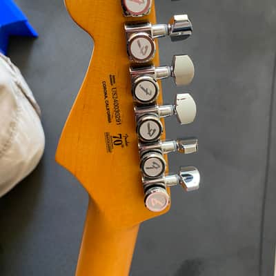 Fender American Ultra II Stratocaster with Maple Fretboard 2024 - Present - Solar Flare image 5